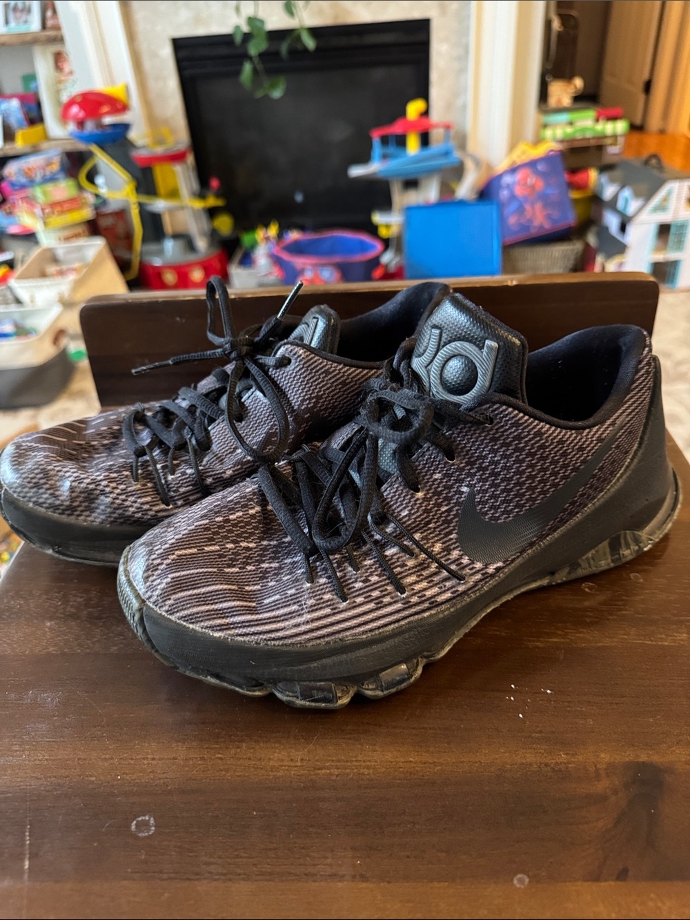 Nike KD Knit Training Shoes in Black and Gray 5y